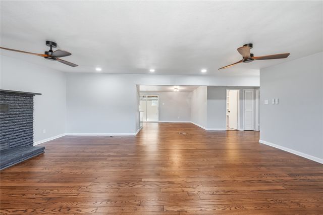 1216 Abelia Court, Fort Worth, TX 76108