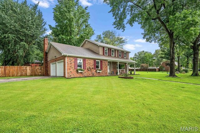 616 Parkview Drive, Lebanon, IL 62254