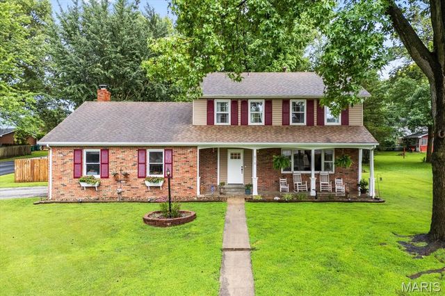 616 Parkview Drive, Lebanon, IL 62254