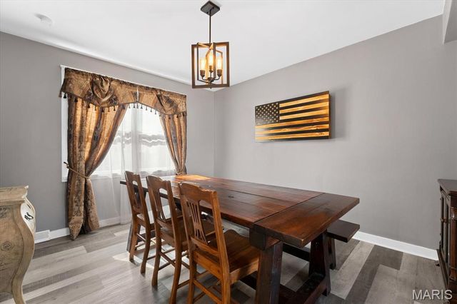 616 Parkview Drive, Lebanon, IL 62254