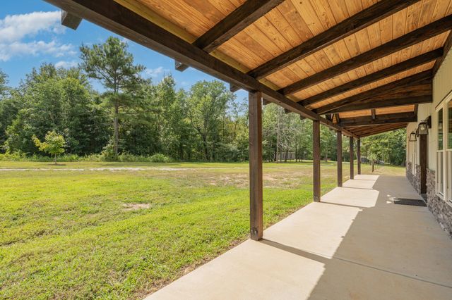 3395 Shouse Rd, Santa Fe, TN 38482