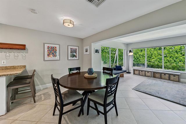 3652 NE 18TH Avenue, Oakland Park, FL 33334