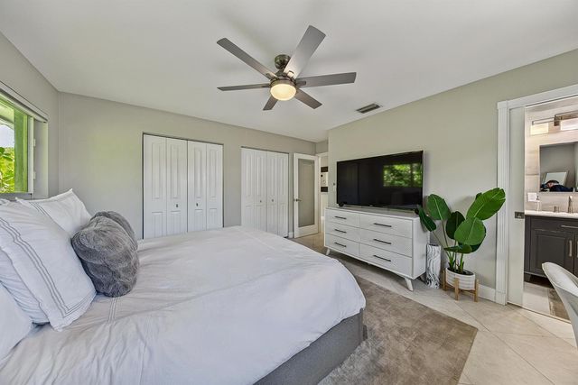 3652 NE 18TH Avenue, Oakland Park, FL 33334