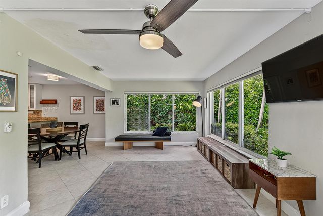 3652 NE 18TH Avenue, Oakland Park, FL 33334