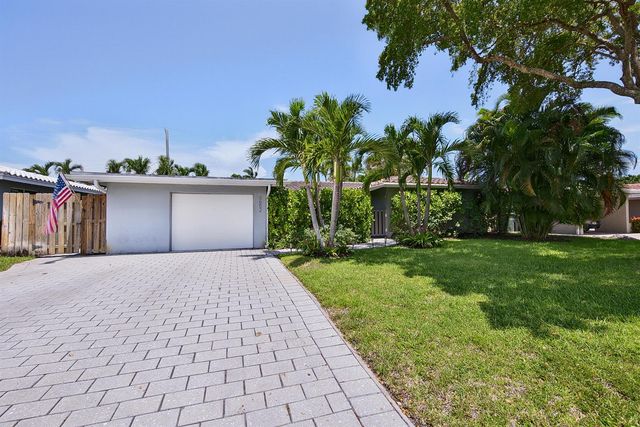 3652 NE 18TH Avenue, Oakland Park, FL 33334