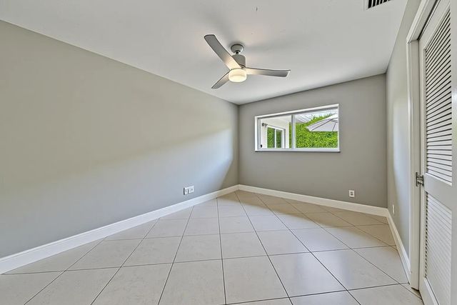 3652 NE 18TH Avenue, Oakland Park, FL 33334