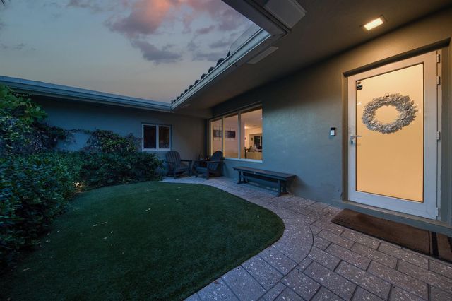 3652 NE 18TH Avenue, Oakland Park, FL 33334