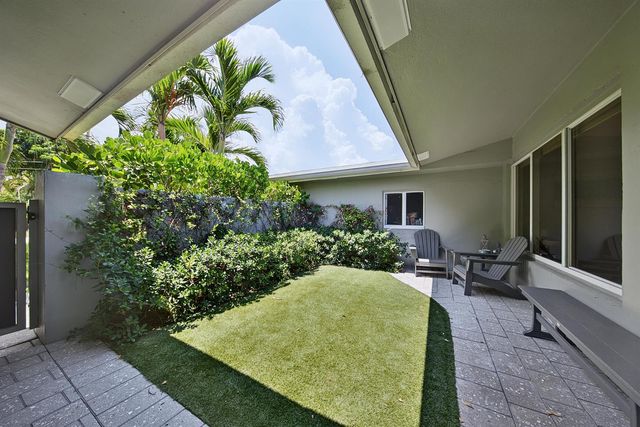 3652 NE 18TH Avenue, Oakland Park, FL 33334