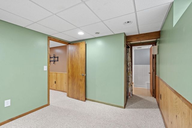 10621 Washington Boulevard NE, Blaine, MN 55434