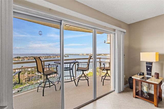 4900 BRITTANY DRIVE S 1512, St Petersburg, FL 33715