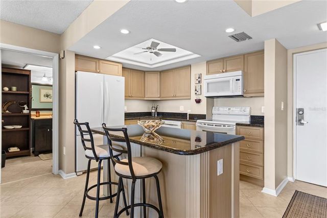 4900 BRITTANY DRIVE S 1512, St Petersburg, FL 33715