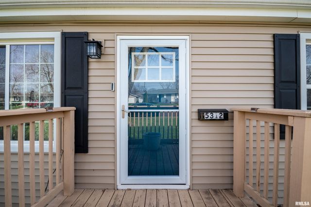 5312 N ARROW Drive, Peoria, IL 61614