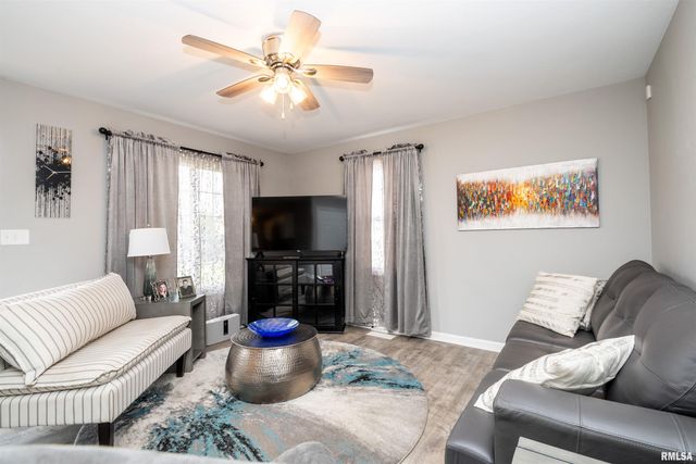 5312 N ARROW Drive, Peoria, IL 61614