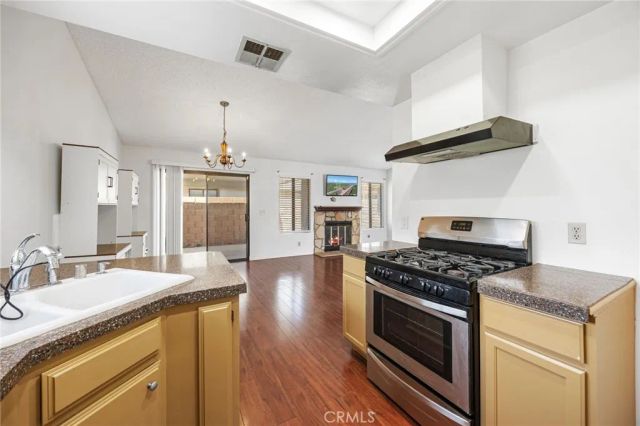 1368 Randolph, San Jacinto, CA 92583