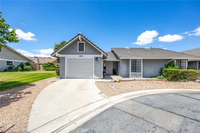 1368 Randolph, San Jacinto, CA 92583