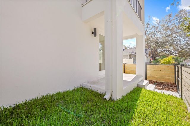 301 15TH STREET N, St Petersburg, FL 33705
