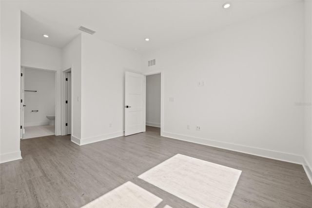 301 15TH STREET N, St Petersburg, FL 33705