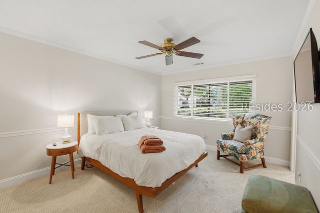 18 Forest Dr, Hilton Head Island, SC 29928