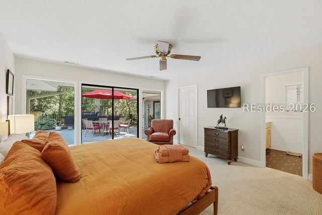 18 Forest Dr, Hilton Head Island, SC 29928