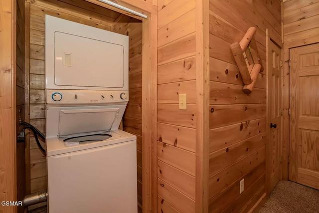 270 Moose Ridge Way Way, Pigeon Forge, TN 37863