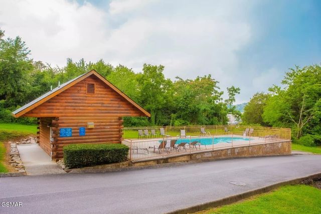 270 Moose Ridge Way Way, Pigeon Forge, TN 37863