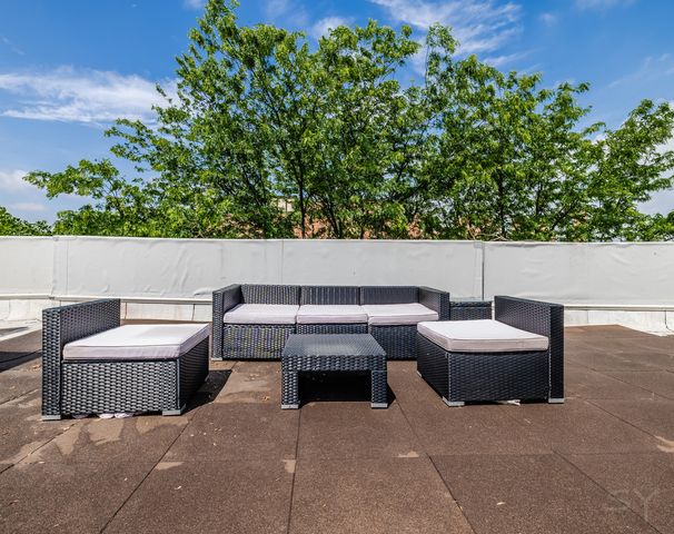 4359 N Campbell Avenue, Chicago, IL 60618