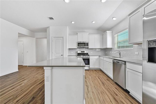 10725 Steinbeck DR, Austin, TX 78747