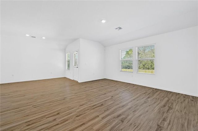 10725 Steinbeck DR, Austin, TX 78747