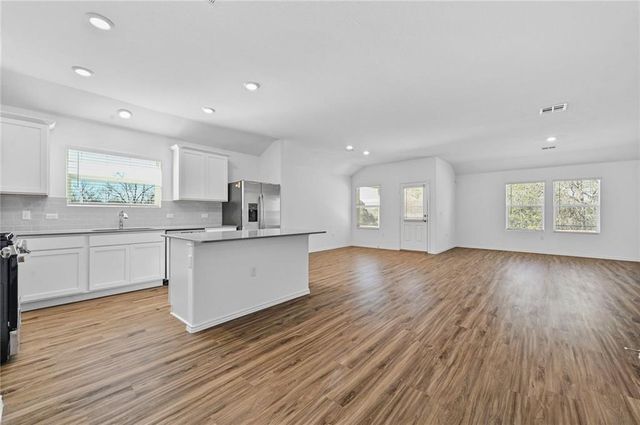 10725 Steinbeck DR, Austin, TX 78747