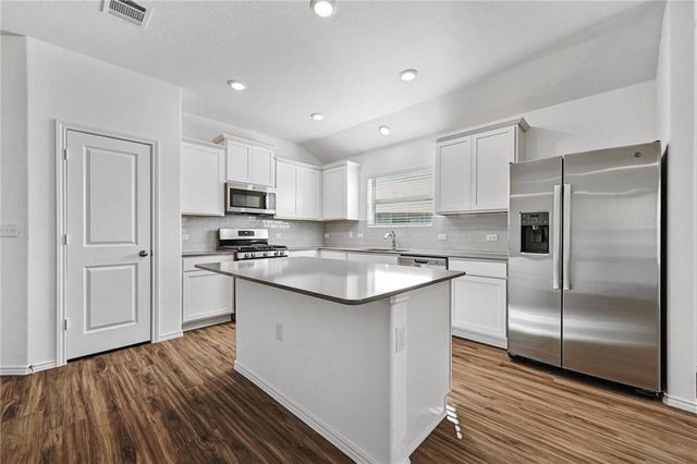 10725 Steinbeck DR, Austin, TX 78747