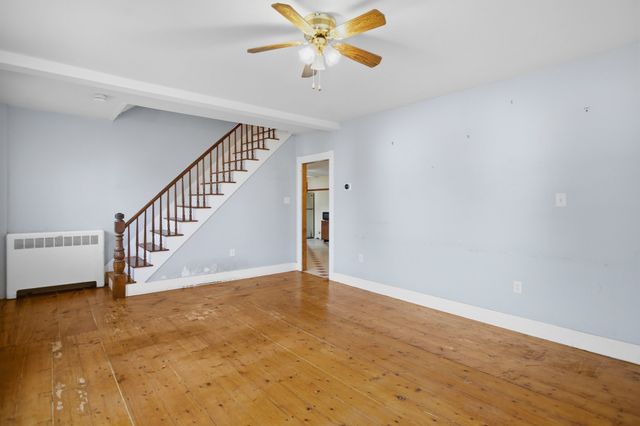 96 Canton St, Fitchburg, MA 01420