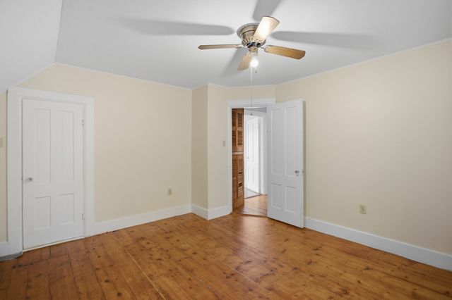 96 Canton St, Fitchburg, MA 01420