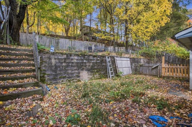 96 Canton St, Fitchburg, MA 01420