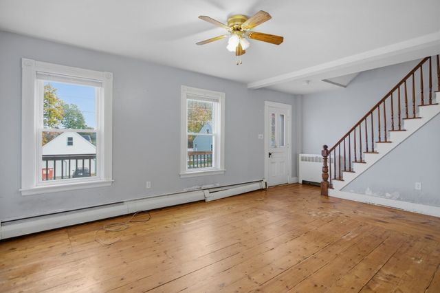 96 Canton St, Fitchburg, MA 01420