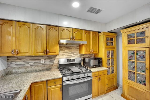 53 Marion Drive, Las Vegas, NV 89110