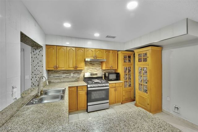 53 Marion Drive, Las Vegas, NV 89110