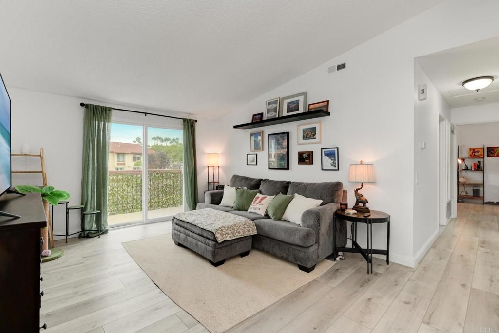 4055 Porte La Paz 141, San Diego, CA 92122 — photo 2