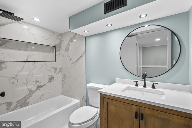 3887 SHADYWOOD DR, Jefferson, MD 21755