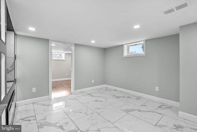 3887 SHADYWOOD DR, Jefferson, MD 21755