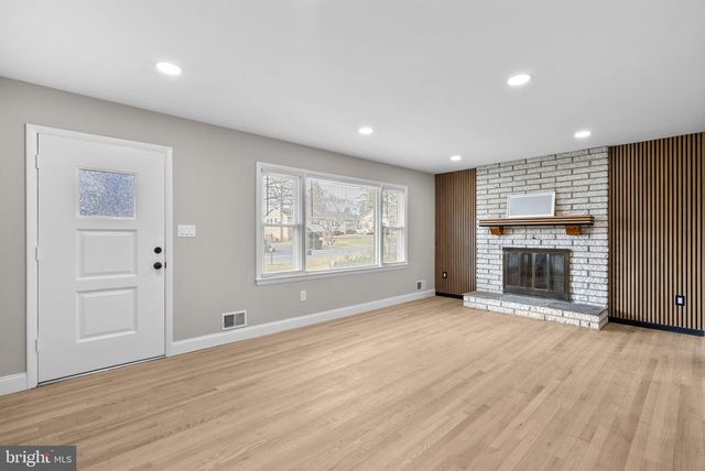 3887 SHADYWOOD DR, Jefferson, MD 21755