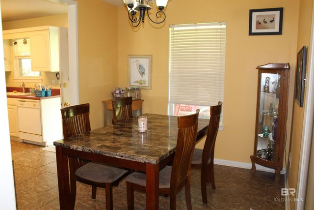 516 W Marigold Avenue, Foley, AL 36535