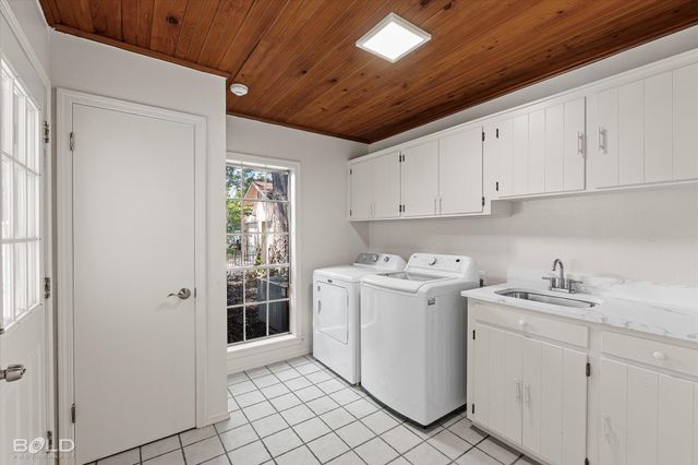 5800 Jefferson Paige Road, Shreveport, LA 71119