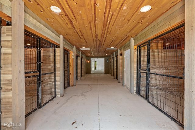 5800 Jefferson Paige Road, Shreveport, LA 71119