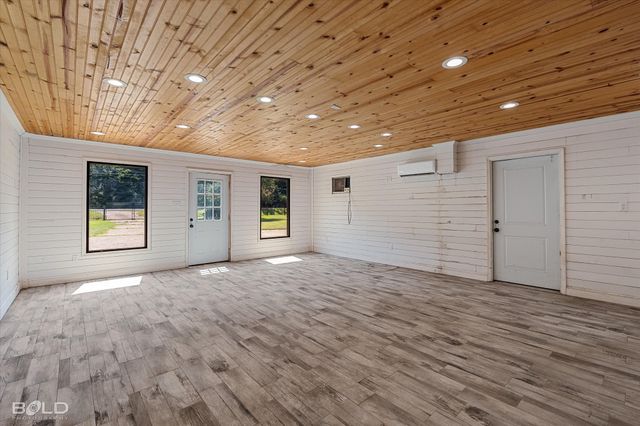 5800 Jefferson Paige Road, Shreveport, LA 71119