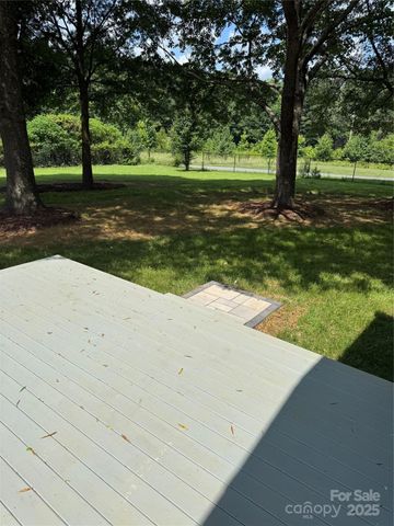 7187 Sherrills Ford Road, Sherrills Ford, NC 28673