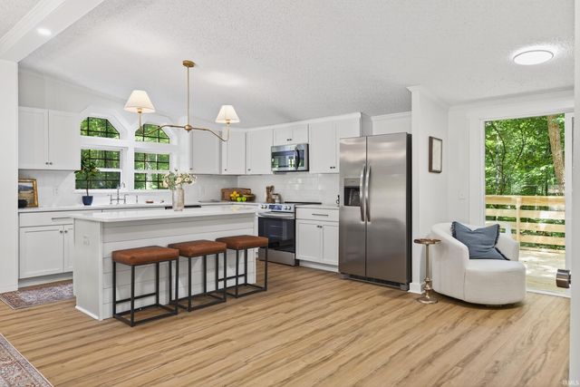 469 E Fawn Ridge Trail, Bloomington, IN 47408