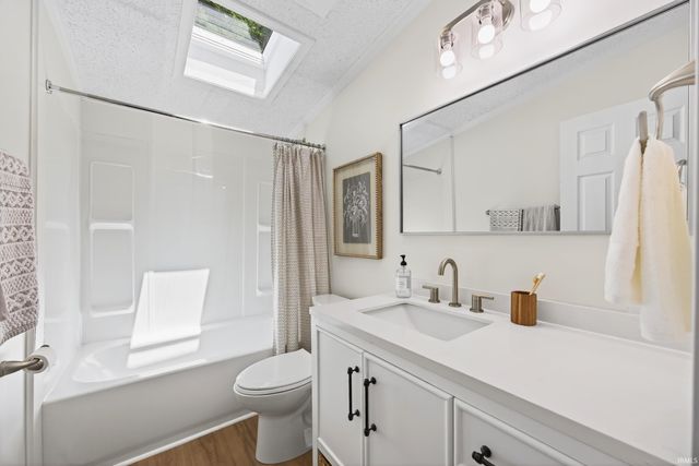 469 E Fawn Ridge Trail, Bloomington, IN 47408