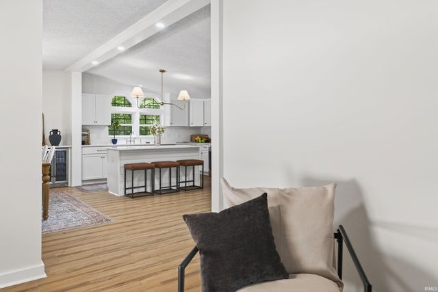 469 E Fawn Ridge Trail, Bloomington, IN 47408