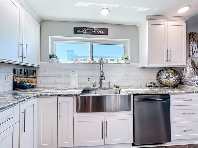 14146 GULF BOULEVARD 3A, Madeira Beach, FL 33708