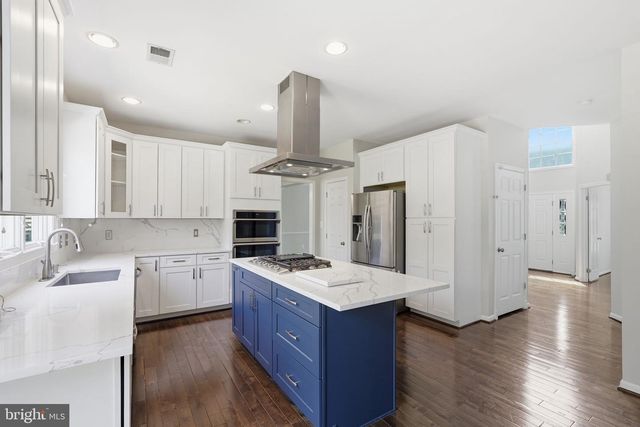 20638 PINEY BRANCH WAY, Sterling, VA 20165